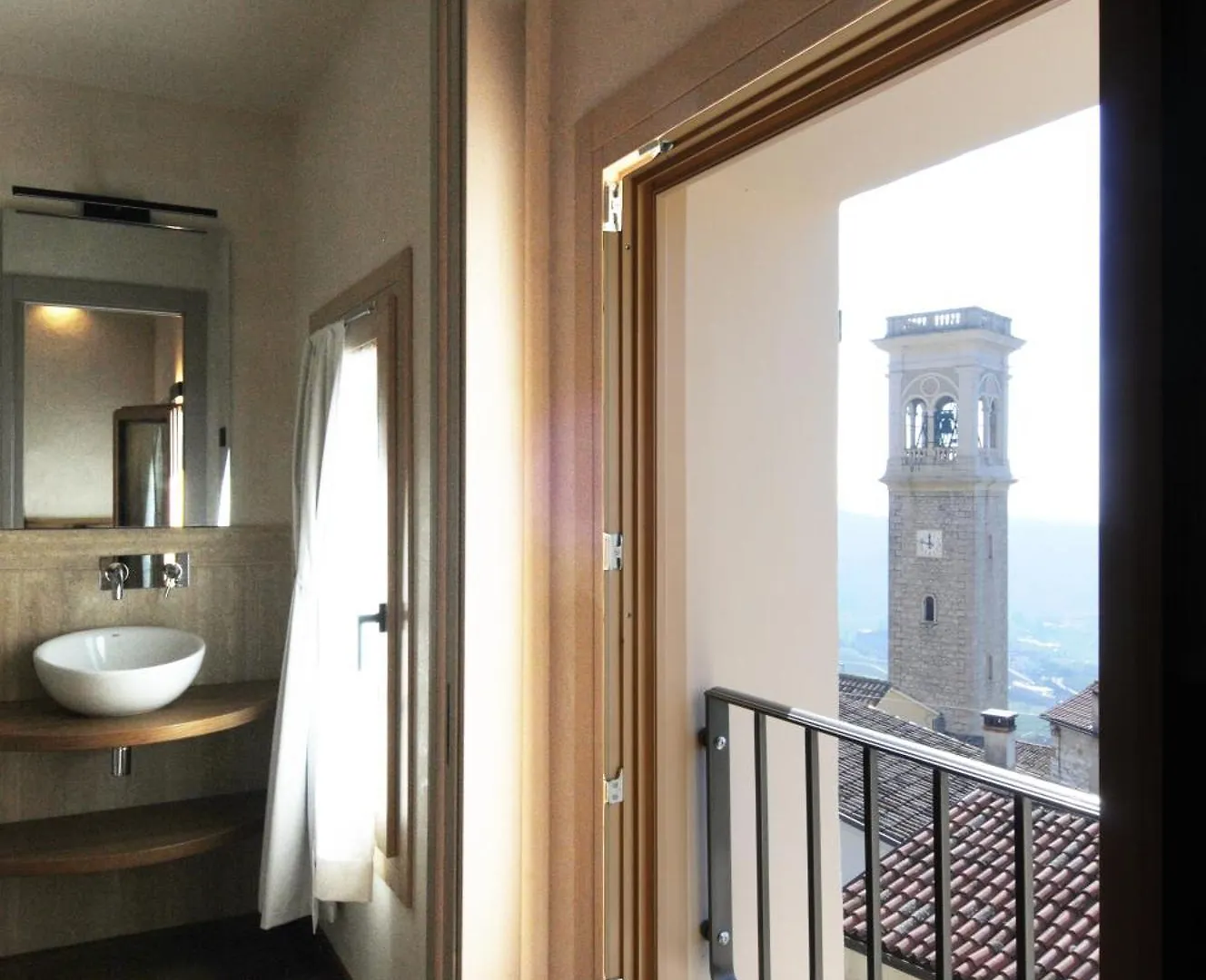 ファームステイ Santo Stefano  Casa Tormenaヴィラ イタリア